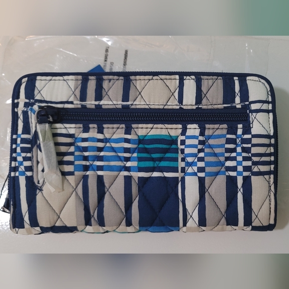 SOLD- NWT Vera Bradley RFID Turnlock Wallet - Zip Around - Santiago Woven - Picture 2 of 13